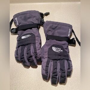 The North Face Boys Small Gloves